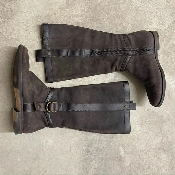 Cole Haan Liberty riding boot. Dark brown, size 8. Great preowned condition. - Picture 2 of 9